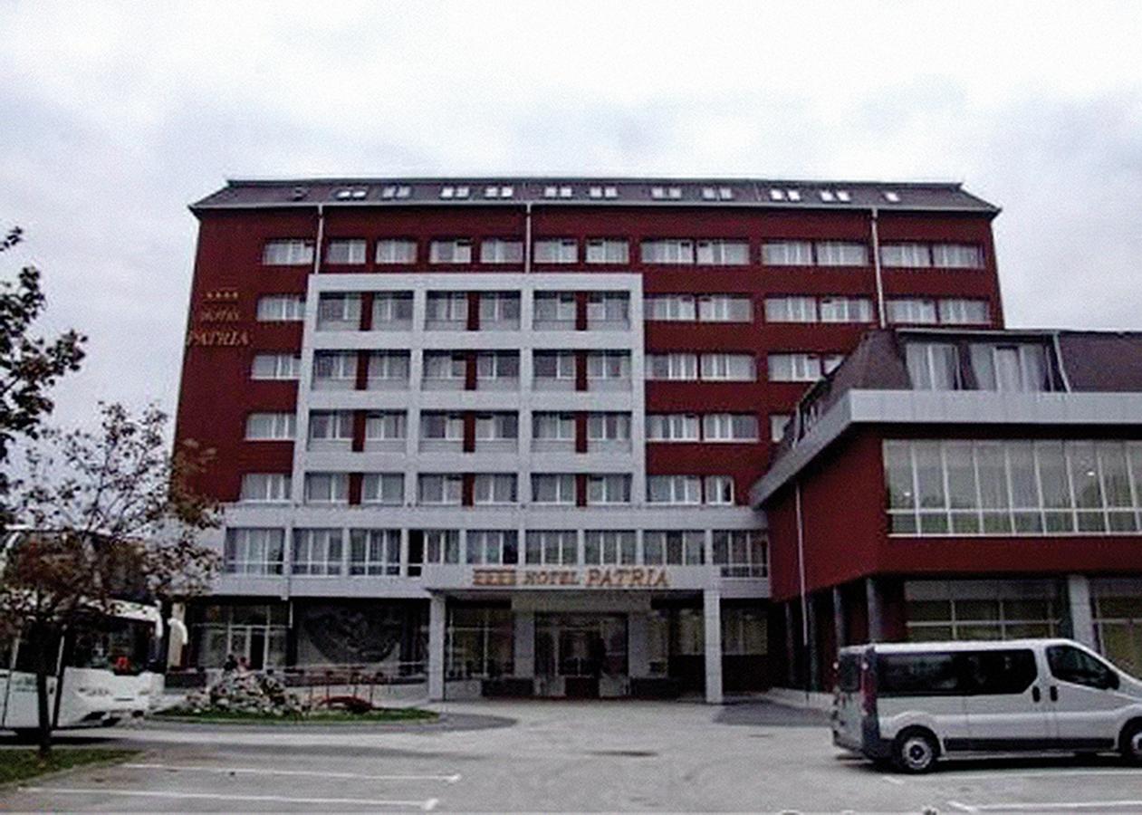 Hotel Patria Subotica Extérieur photo